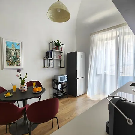 Le Leggende Di Casa Universita Apartment *